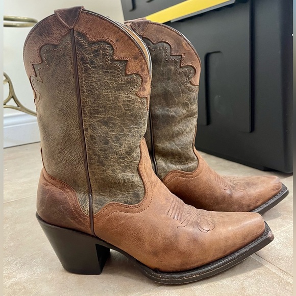 J.B. Dillon Shoes - Gorgeous J.B. Dillon distressed leather cowgirl booties!